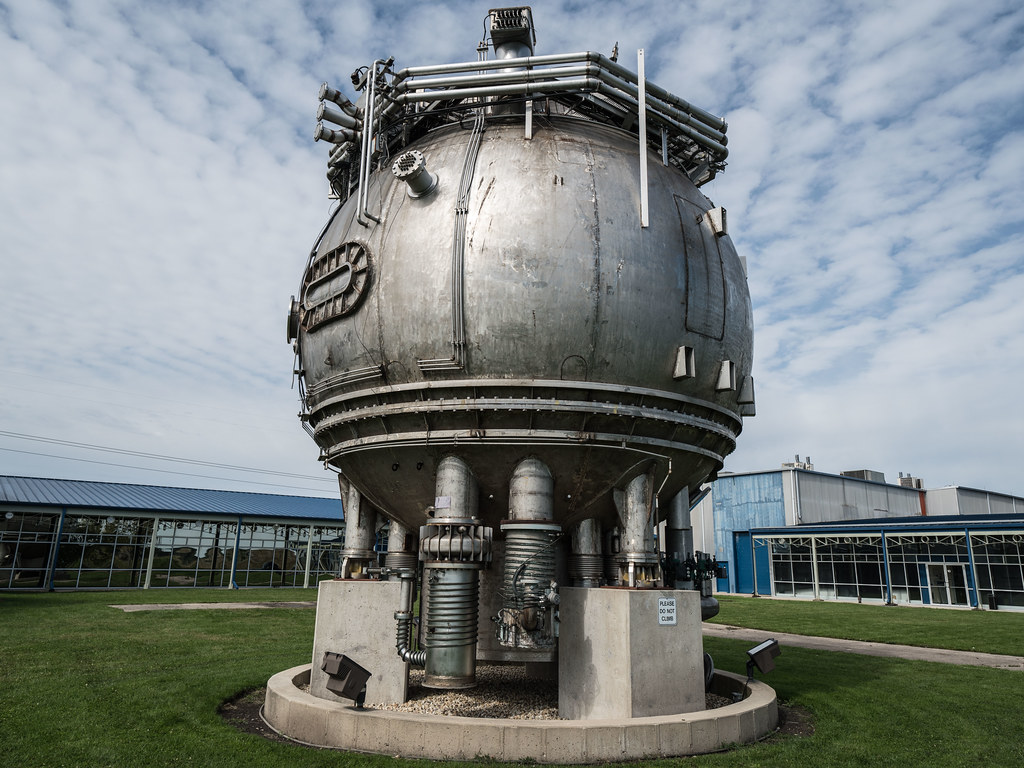 Image of FermiLab Bubble Chamber.